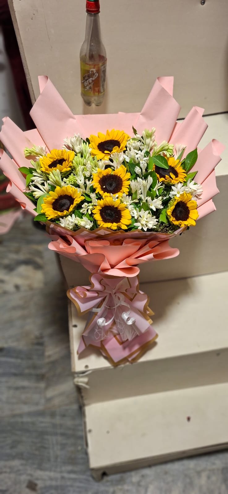 Sunflower Bouquet 12 — Shah G Flowers Lahore